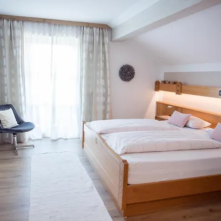 Geisbergerhof * باد بيرنباخ
